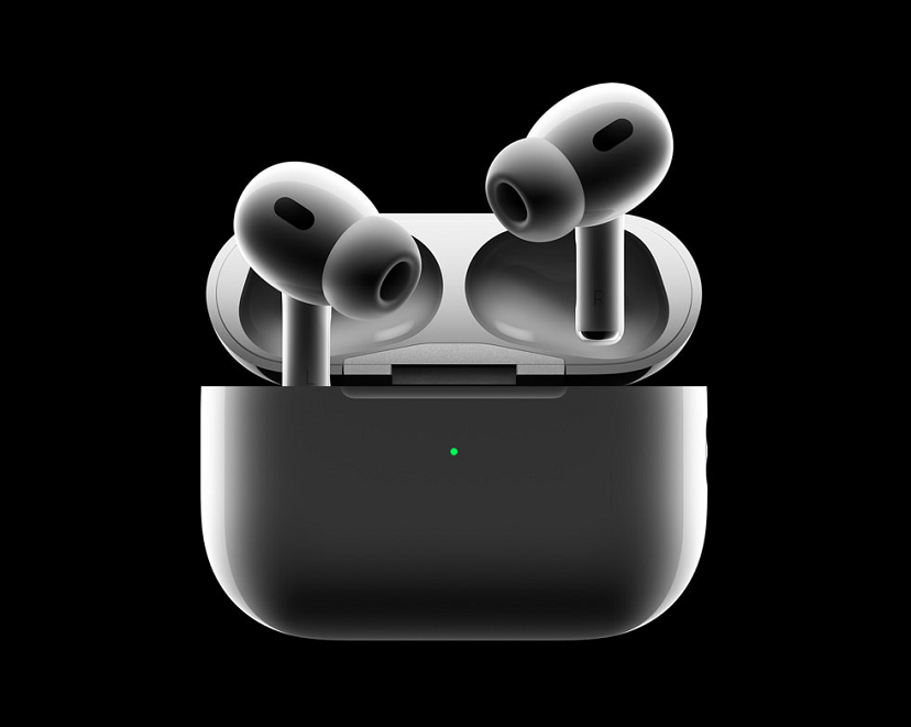 من أحدث الأجهزة الذكية سماعة الأذن الذكية AirPods Pro